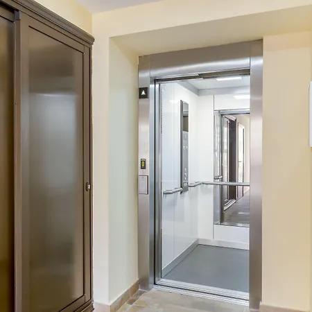 Hotel apartamentowy Royal Sunset Club 4*